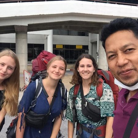 You In House Urt Surathani Airport Surat Thani Bagian luar foto