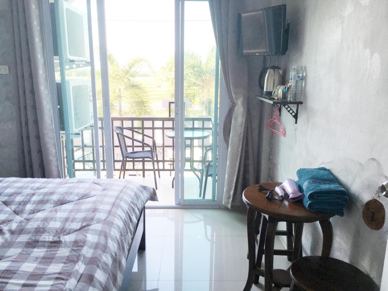 You In House Urt Surathani Airport Surat Thani Bagian luar foto
