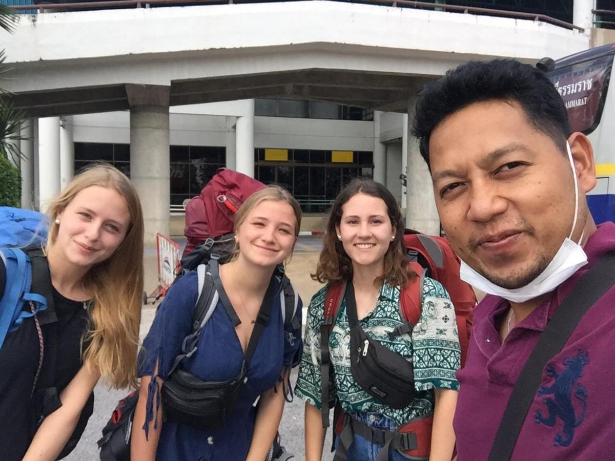 You In House Urt Surathani Airport Surat Thani Bagian luar foto