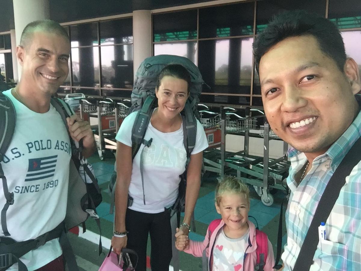 You In House Urt Surathani Airport Surat Thani Bagian luar foto